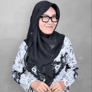 FENNY ROSITA INGGRIANI, S.Pd