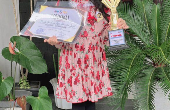 CLARINTA – JUARA 1 – LOMBA MENYANYI