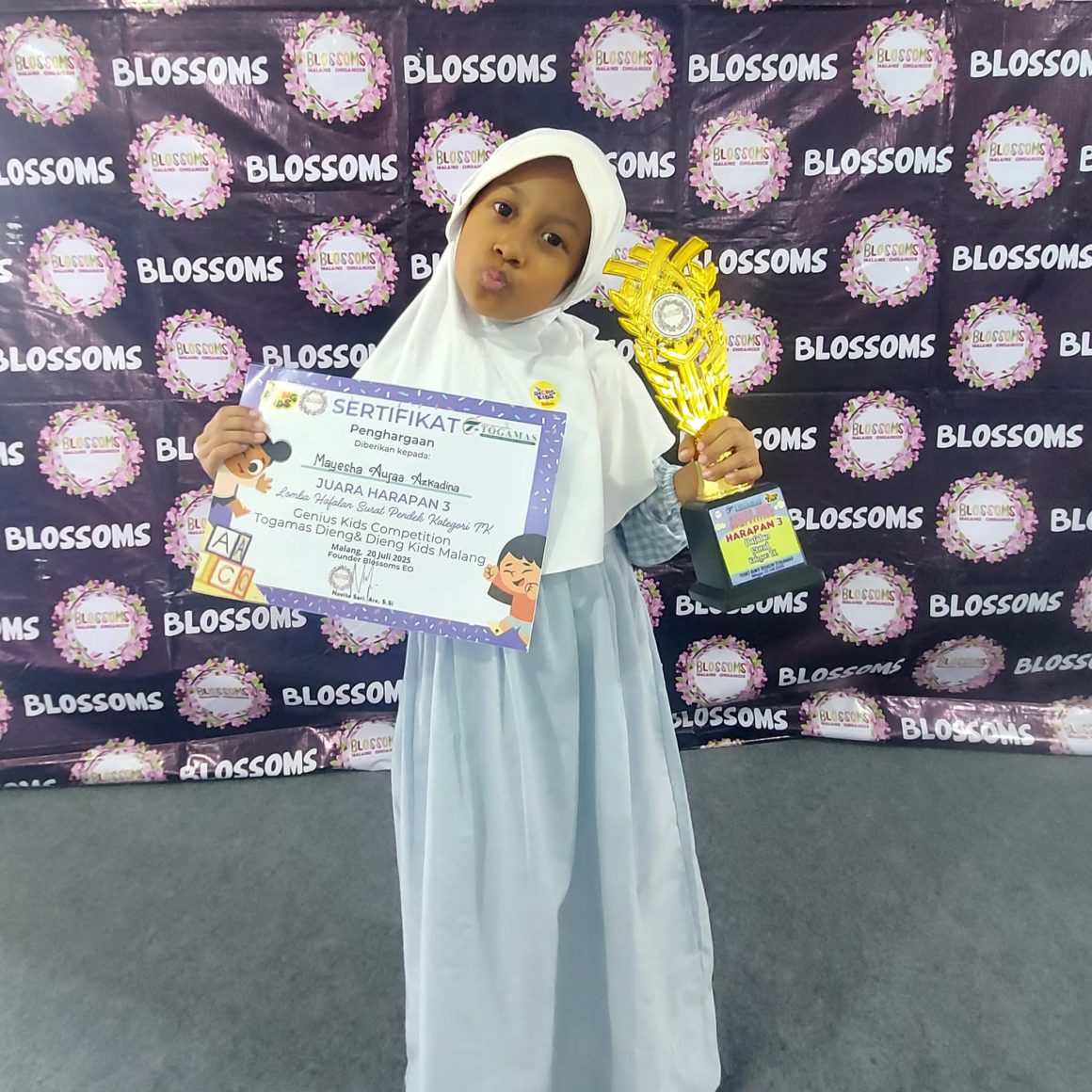 SASHA – JUARA HARAPAN 3 – LOMBA HAFALAN SURAT PENDEK SASHA – JUARA HARAPAN 3 – LOMBA HAFALAN SURAT PENDEK